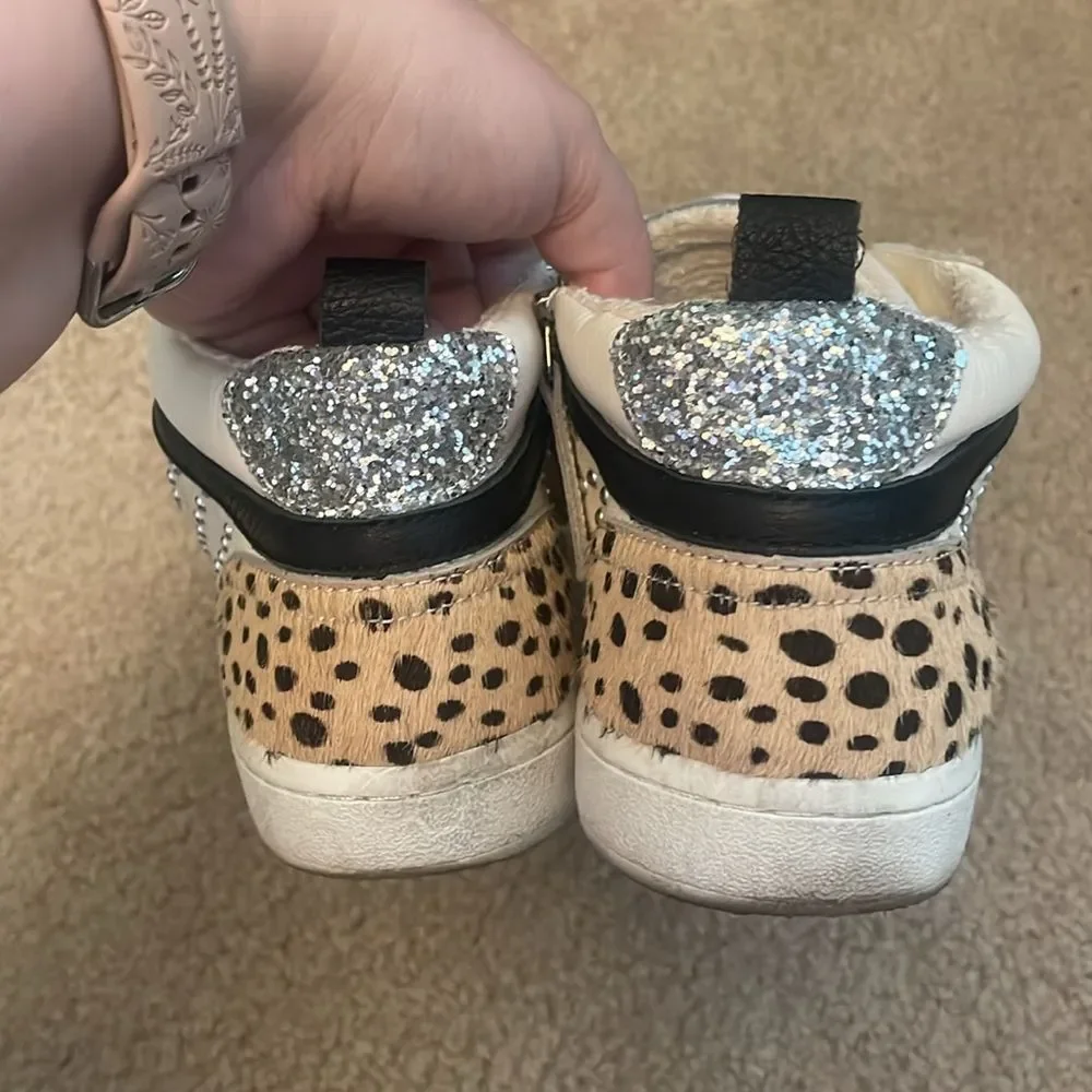 Dolce Vita Nikko Mid Top Studded Leaopard Print Fur Glitter Zip Sneakers Sz 9